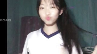 em nguyển thị khánh vy lớp 11 móc bướm hồng show luôn căn cước