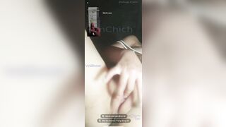 Siêu phẩm gạ e tee lồn non chát sex thủ dâm khi nằm cạnh mẹ bị phát hiện