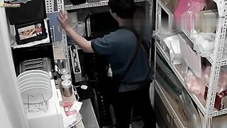 Vợ check cam thấy chồng gạ nhân viên và cái kết, bé nv xinh thật sự