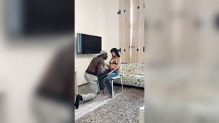 EM GÁI CHƠI  CU anh da đen và cái kết bị dập nát lồn full in cmt