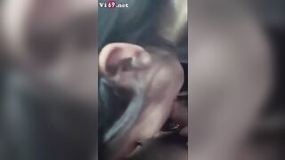 Dấn cô bn vào vệ sinh trường bú**