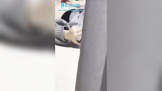 đang thủ dâm thì bị người lạ quay lén