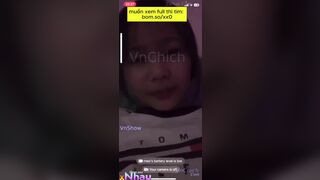Cực phẩm gái lồn non thủ dâm vạch vú hỏi bạn thân to ko r móc 2