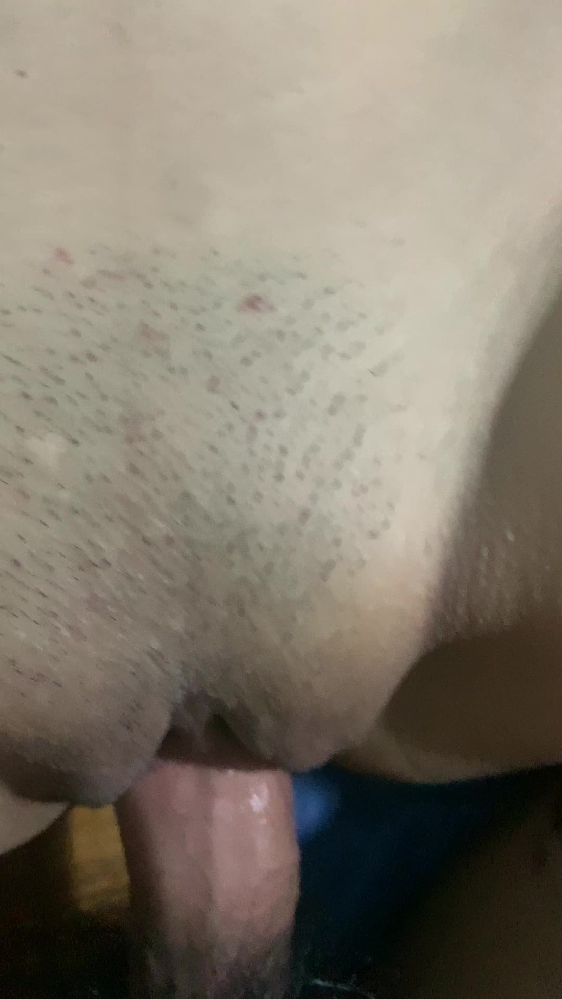 Địt em gái lồn múp