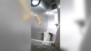 Quay lén gái đi đái tập 8