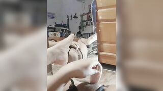 Bé hải yến 203 dạng lồn trước gương nghịch toy