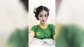 Clip Hot Cặp Đôi Genz Love 10 Tiktoker 300k Fl Phang Nhau Up Story