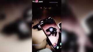 Em nghiện phô dâm public cởi đồ khỏa thân thích chở anh đi dạo buổi tối
