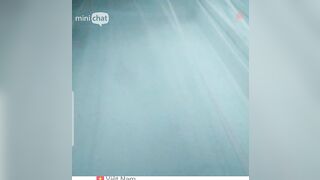 Em gái ome không lông