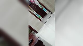 Mẹ Vợ Thích Mang Đồ Ngủ Thả Rong Ngực P2
