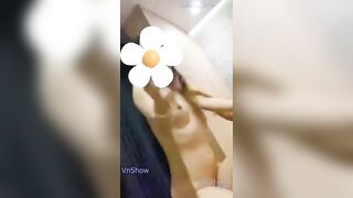 Con đi chs cầu trượt đây mẹ ơi, Đi đi, hoá ra là djt nhau trên cầu trượt vs bạn thân