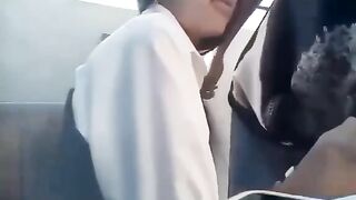 2 e học sinh vào wc bú cu móc lồn cho nhau