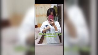Em học sinh c2 show hàng