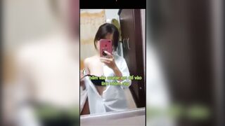 Em học sinh c2 show hàng