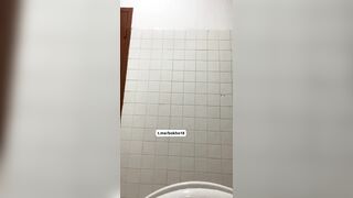 Em 2k9 Cởi Đồ Khoe Hàng Cho Bạn Thân Xem Lông Lồn Cực Đã
