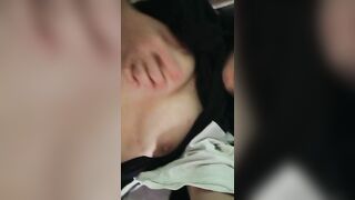 Em học sinh mới lớn, ti mới nhú đầu ti ngon