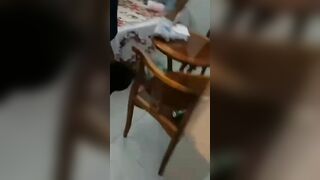Đang chơi bị chồng bắt tại tran