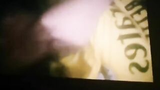 Bé *** tập bú