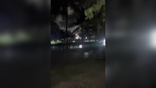 Học sinh bây giờ mạnh bạo thật tụt quần bú cặc giữa công viên