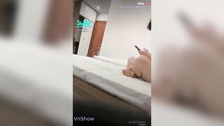 Clip sex Tàu khựa qua việt nam chơi gái còn livestream trên SWAG live - Phần 4
