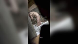 Quay lén em hàng xóm tắm vú to lồn múp hàng ngon