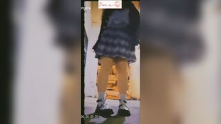 Em gái đam mê public thích khoe lồn ngoài đường và gạ tình ng lạ P1