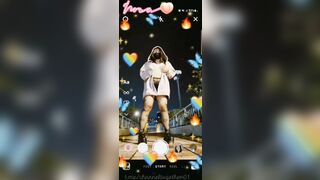 Em gái đam mê public thích khoe lồn ngoài đường và gạ tình ng lạ P6