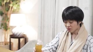 Mẹ kế thiếu thốn và con riêng chồng đang tuổi dậy thì
