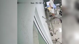 Hack Cam Tại Một Phòng Khám Phụ Khoa