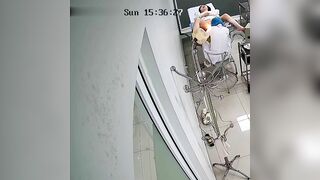 Hack Cam Tại Một Phòng Khám Phụ Khoa