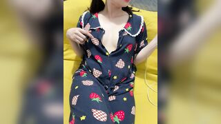 Em Gái Live Show Hàng Thủ Dâm Phần 33 SS2