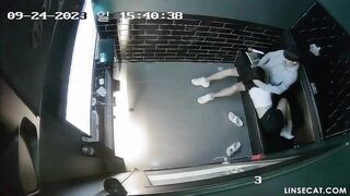 A bảo vệ khổ nhất TG, Check cam VIP Karaoke phát hiện học sinh djt nhau khẩu dâm