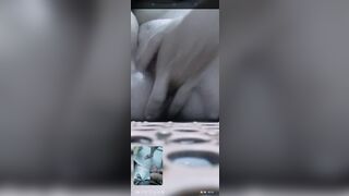 Nứng lồn quá em gọi video zalo xem anh sục cặt, em móc lồn chảy nước baet2