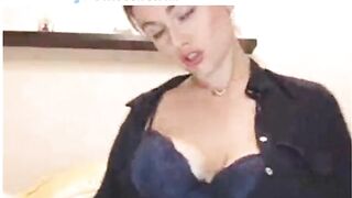 Omegle gái vú to thủ dâm cùng trai lạ