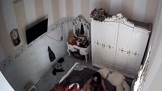 Hai vợ chồng được ngày nghỉ hở ra lại địt nhau cho sướng lại bị hách cam
