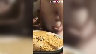 Rõ ràng là bảo nhét cu để khè nyc thôi mà nó djt nát lồn con bạn