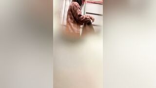 Về quê quay lén e học sinh vừa tắm vừa hát vừa thủ dâm ngon vl