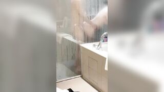 Chỉ là tắm thôi không làm gì đâu😋🤭