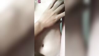 Dùng tiền gạ người lạ bú cu ở Trạm xe buss xuất tinh lên mặt