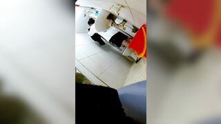 Quay lén chị họ tắm 9