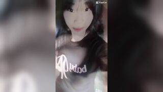 em gái quen qua mạng