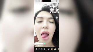 tâm sự với em gái siêu xinh