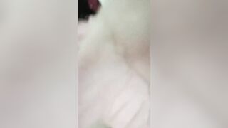 Em gái lồn non