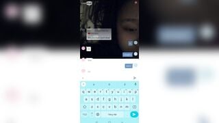 Gạ được em gái dâm đãng cho xem vú ometv