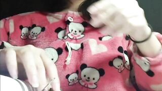 gái kẹp vú to mới lớn