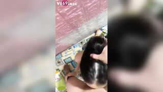 Thử thách dơ cu trước mặt bạn thân ko mặc áo vú được e nó cho djt sướng