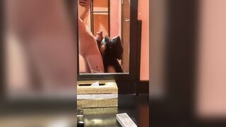 Cô cảnh sát vừa tan làm đã bú cu a Ny khẩu dâm lộ clip hot nhất MXH