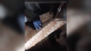 Quay lén người dì thay đồ