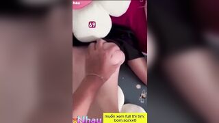 Loạn luân với đứa em họ da trắng vú tròn rên cực nứng 3