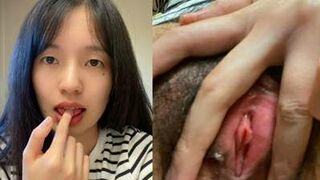 Clip Hot Gái Dâm Ngồi Trên Ghế Móc Lồn Hồng Hồng
